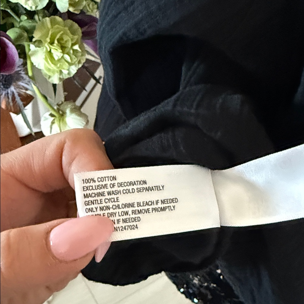 Universal Thread Black Button-Up Blouse NWT - image 6